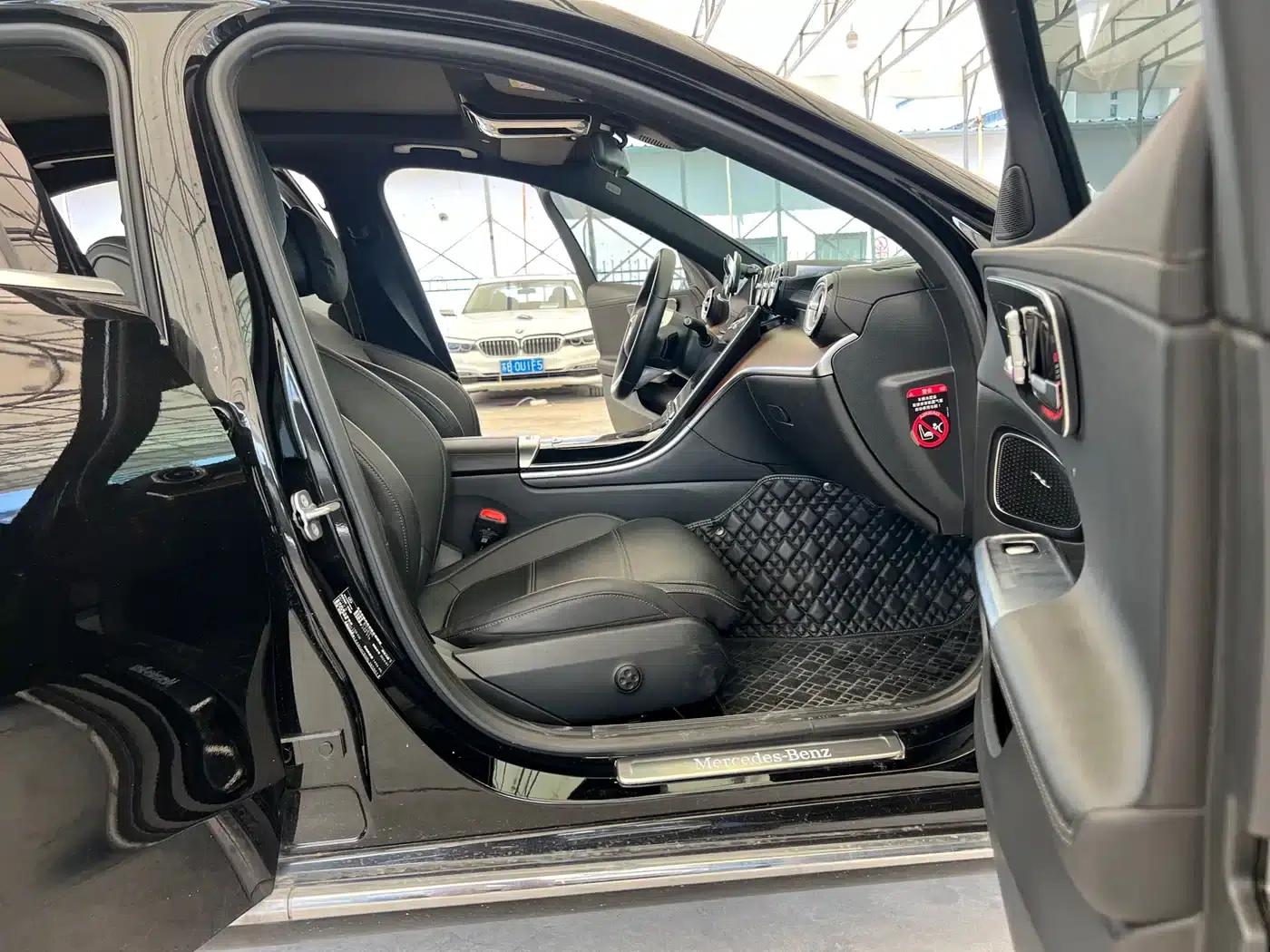 Mercedes-Benz C-Class 2024 Facelift C 260 L Midnight Sport Edition — миниатюра 19