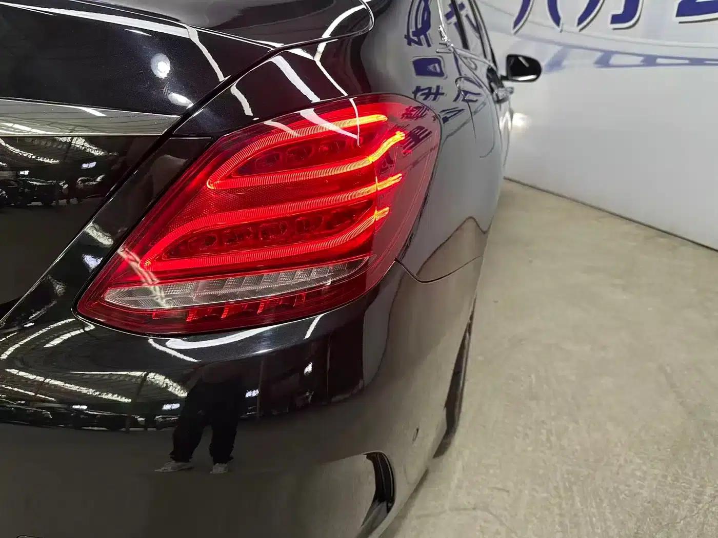 2018 Mercedes-Benz C-Class C 200 L Sport Edition — миниатюра 17