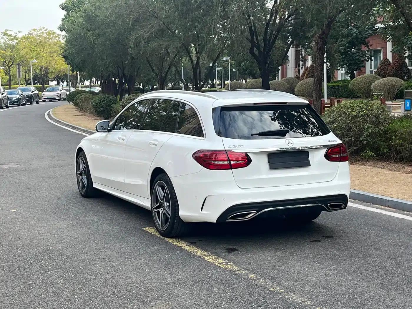 Imported Mercedes-Benz C-Class 2019 C 260 Estate — миниатюра 4