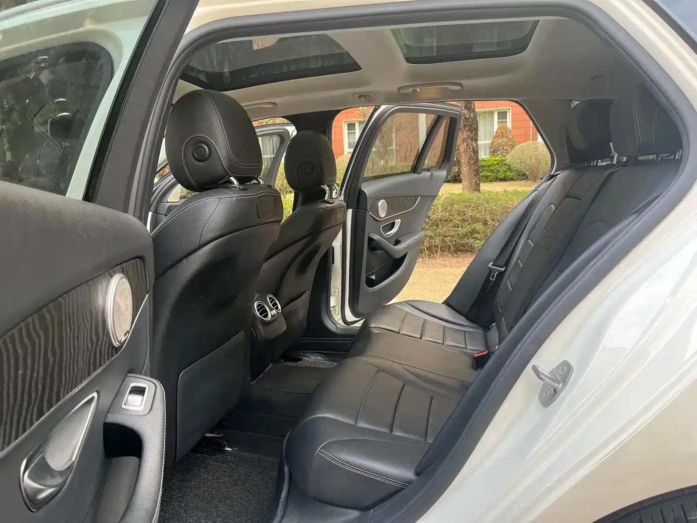 Imported Mercedes-Benz C-Class 2019 C 260 Estate — миниатюра 8