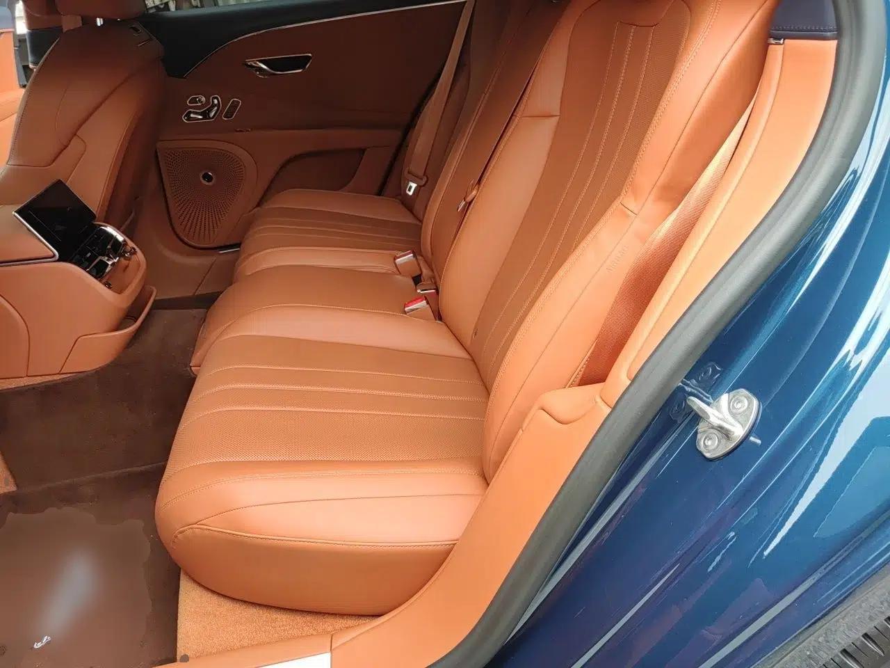 Used Bentley Flying Spur 2020 6.0T W12 Standard Edition — миниатюра 17