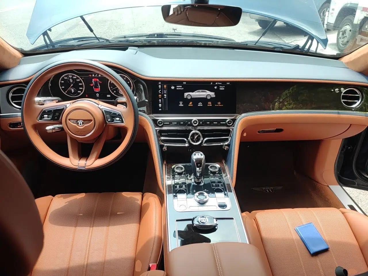 Used Bentley Flying Spur 2020 6.0T W12 Standard Edition — миниатюра 9