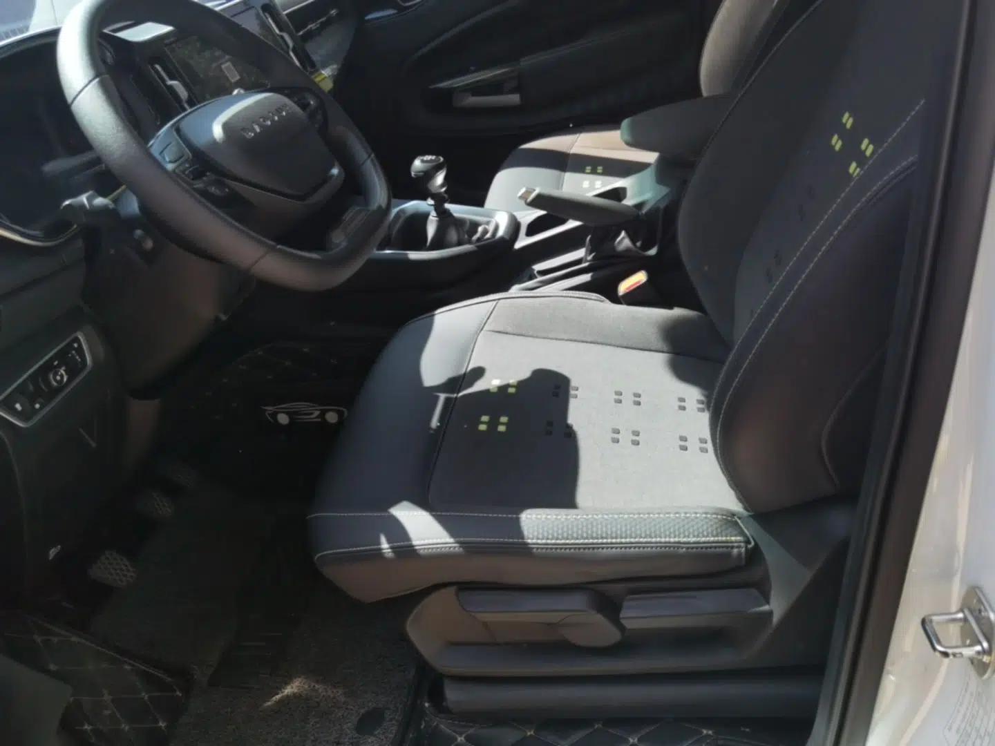 Used Baojun RM-5 2019 1.5T Manual Elite Version with 24-Hour Online Service 6 Seats — миниатюра 17