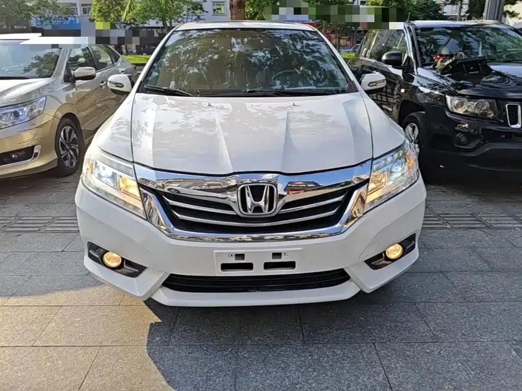 Honda Crider 2013 1.8L Automatic Deluxe Edition — миниатюра 3