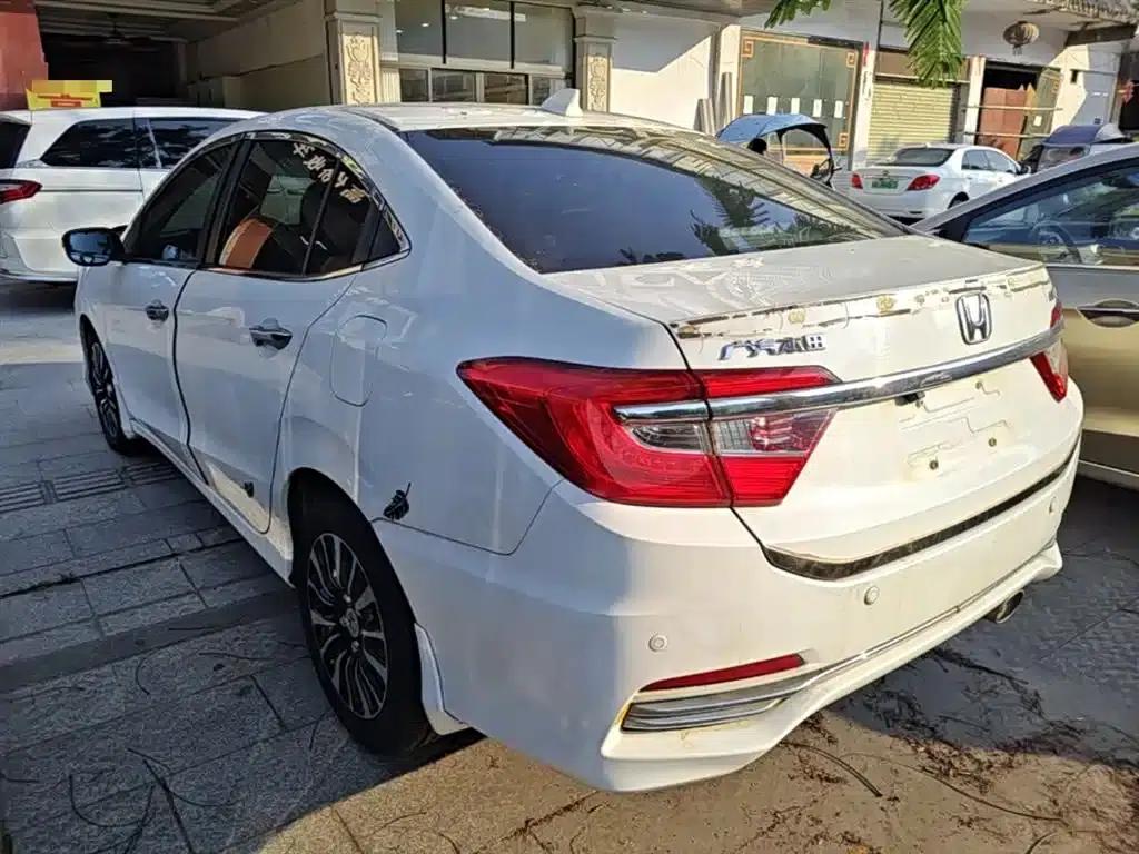 Honda Crider 2013 1.8L Automatic Deluxe Edition — миниатюра 5