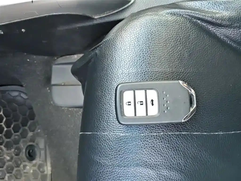 Honda Crider 2013 1.8L Automatic Deluxe Edition — миниатюра 9