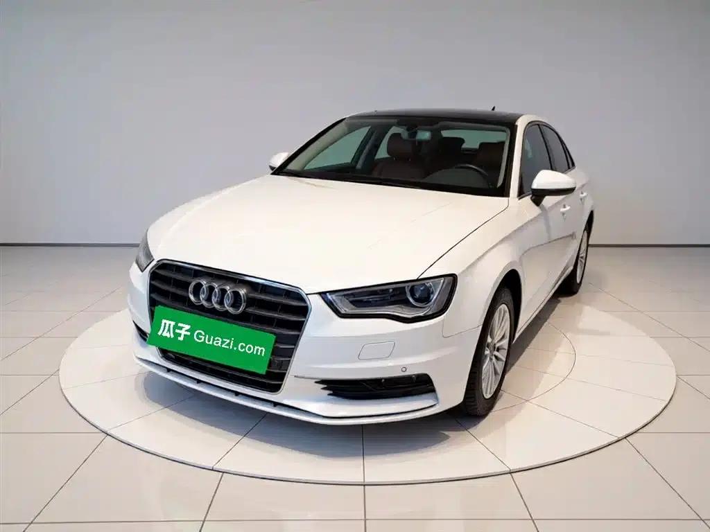 Audi A3 2015 Limousine 35 TFSI Millionth Anniversary Smart Edition — миниатюра 1