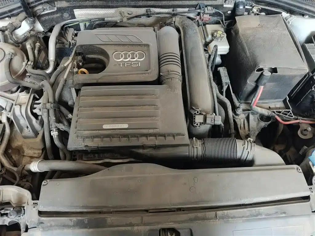 Audi A3 2015 Limousine 35 TFSI Millionth Anniversary Smart Edition — миниатюра 11