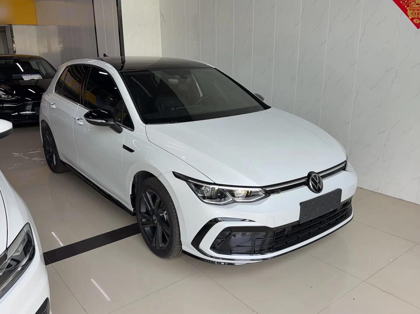 Used Volkswagen Golf 2023 Facelift 280TSI DSG R-Line Lite — миниатюра 3