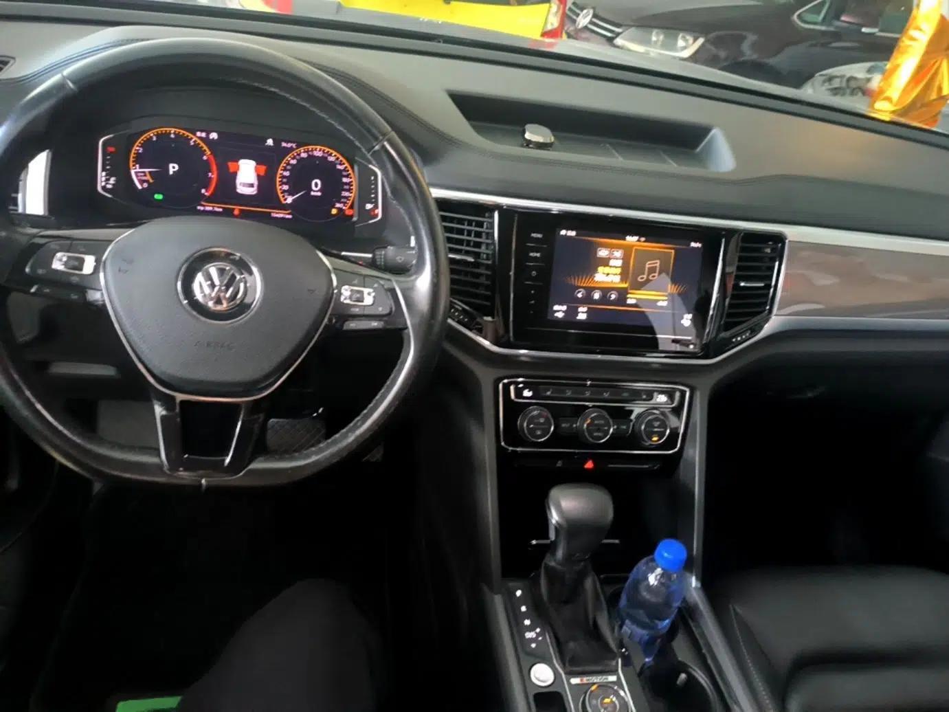 Used Volkswagen Teramont 2020 530 V6 Four-Wheel Drive Luxury Version China VI Standard — миниатюра 17