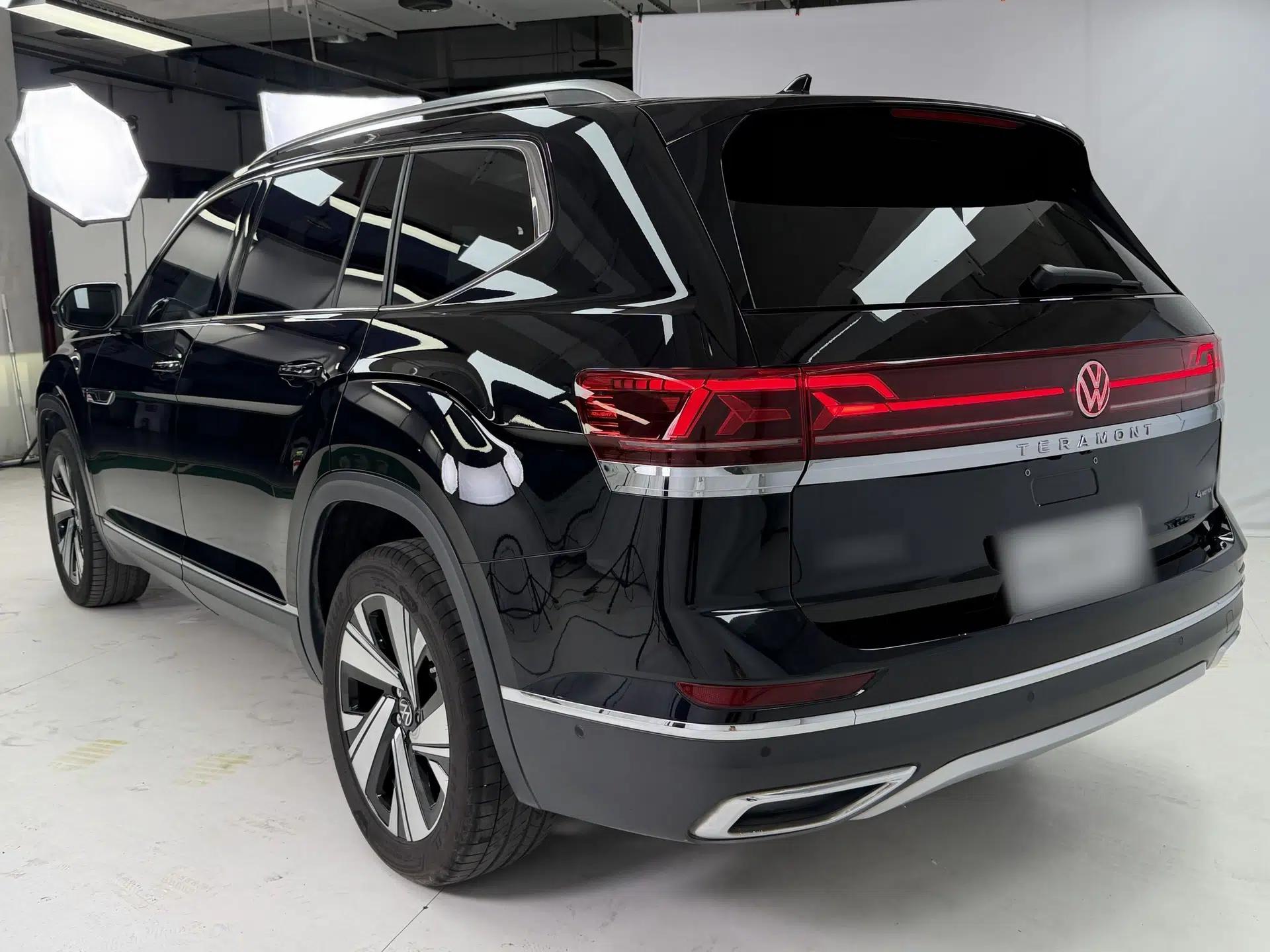 Used Volkswagen Teramont 2023 380TSI Four-Wheel Drive Luxury Edition — миниатюра 4