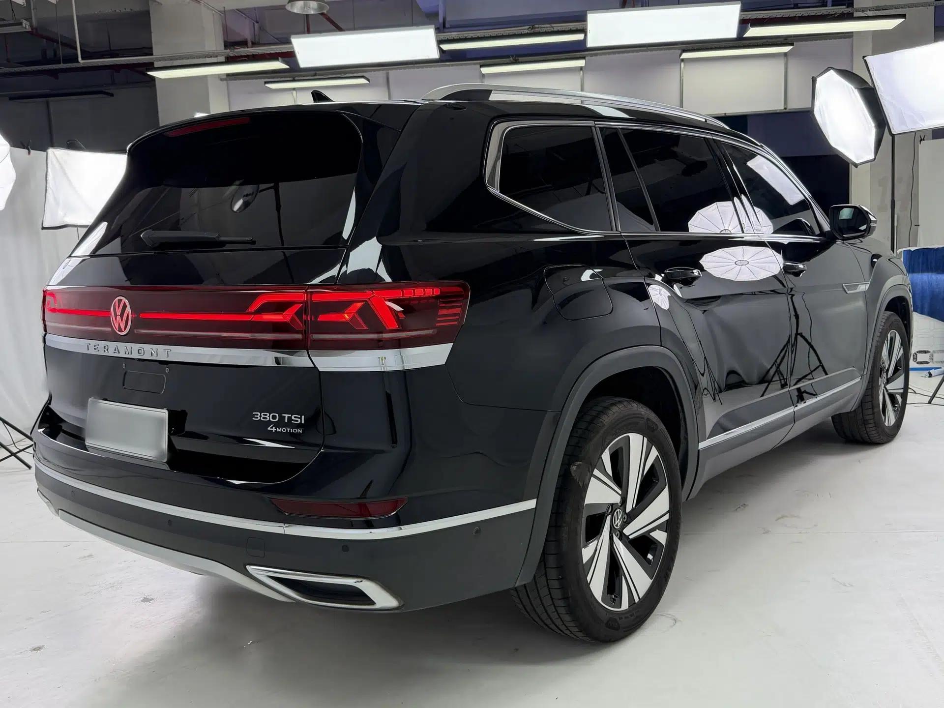 Used Volkswagen Teramont 2023 380TSI Four-Wheel Drive Luxury Edition — миниатюра 6