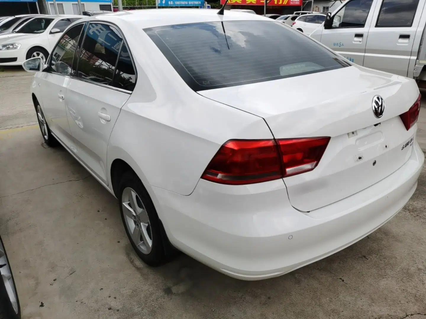 Used Volkswagen Santana 2015 1.6L Manual Comfort Edition — миниатюра 4