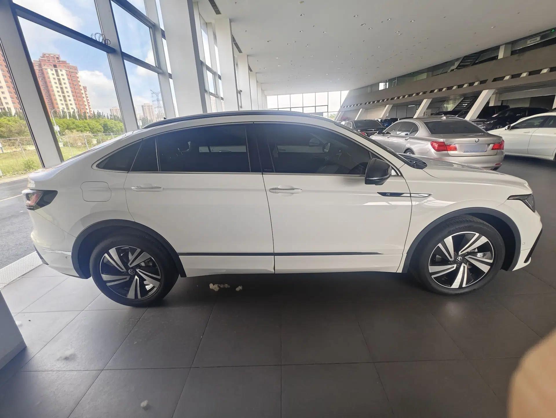 Used Volkswagen Tiguan X 2022 330TSI Two-Wheel-Drive Flagship Edition — миниатюра 4