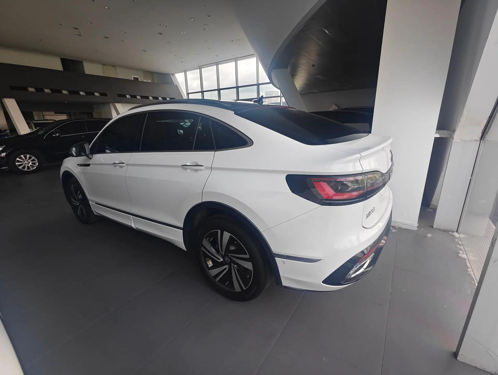 Used Volkswagen Tiguan X 2022 330TSI Two-Wheel-Drive Flagship Edition — миниатюра 5