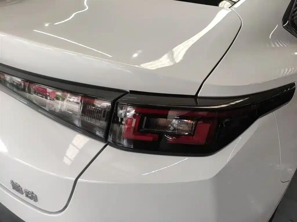 Changan Eado 2025 Blue Whale 1.5T 500Bar Premium Edition — миниатюра 8