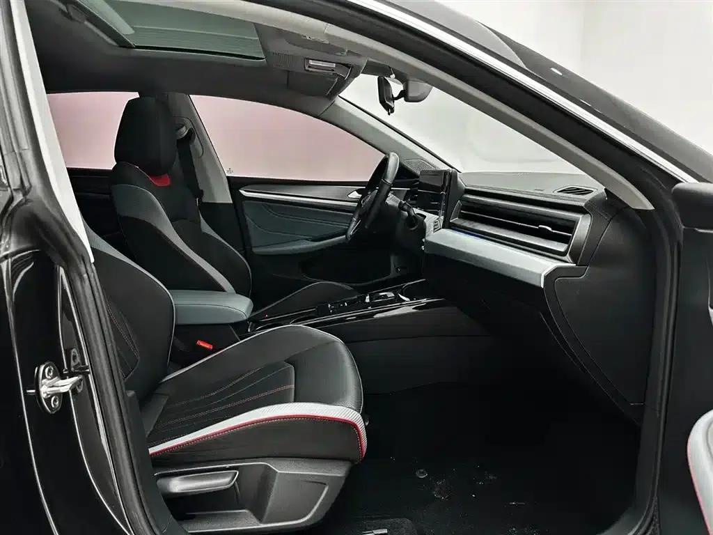 Lamando 2022 Lamando L 280TSI DSG Hot Edition — миниатюра 19