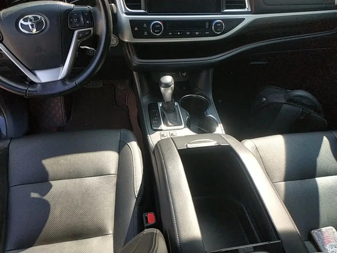 Used Toyota Highlander 2021 2.0T Four-Wheel Drive Prestige Version 7 Seats — миниатюра 21