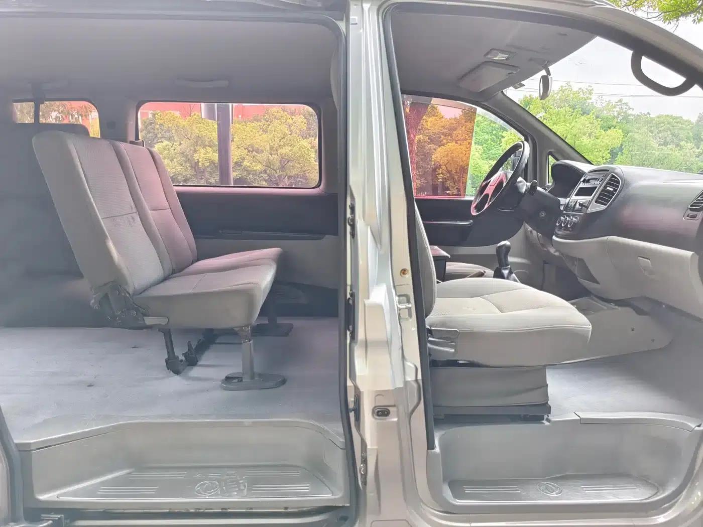 Lingzhi 2013 V3 1.5L 7-seater Standard II — миниатюра 11