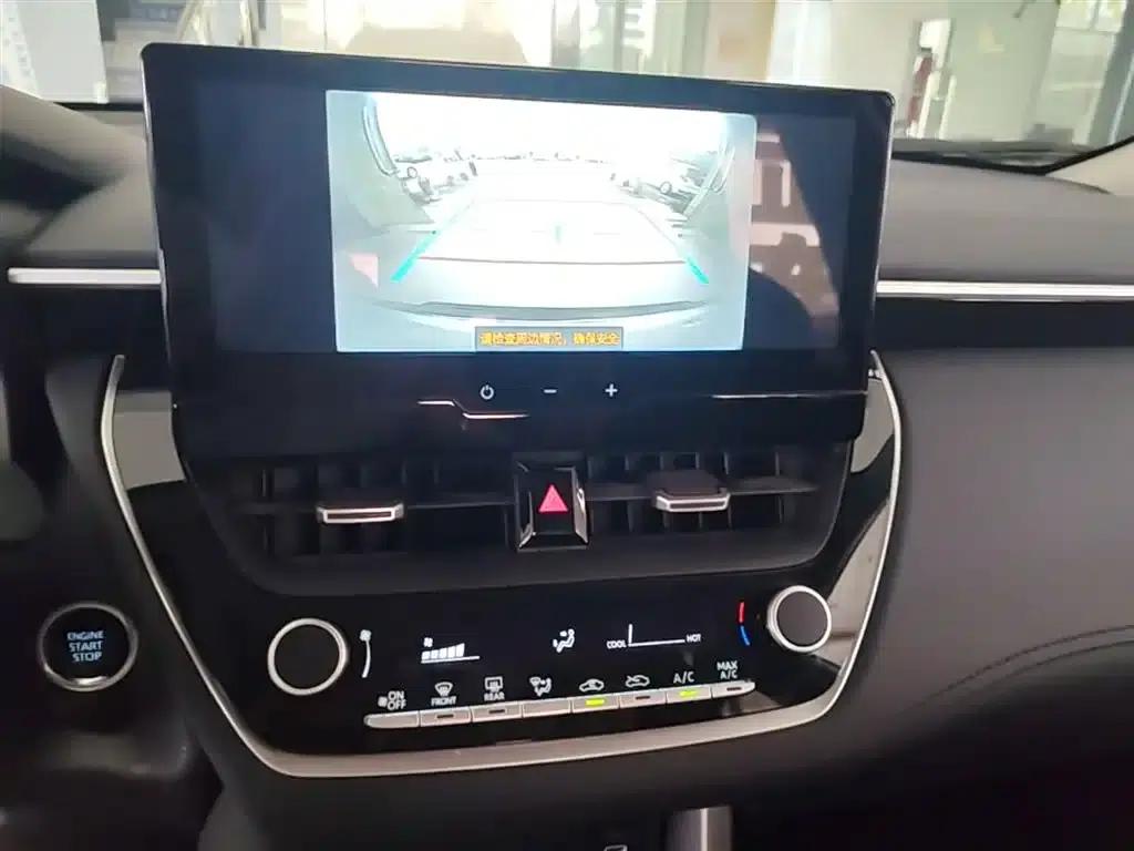 Fenglanda 2023 2.0L CVT Luxury Edition — миниатюра 13