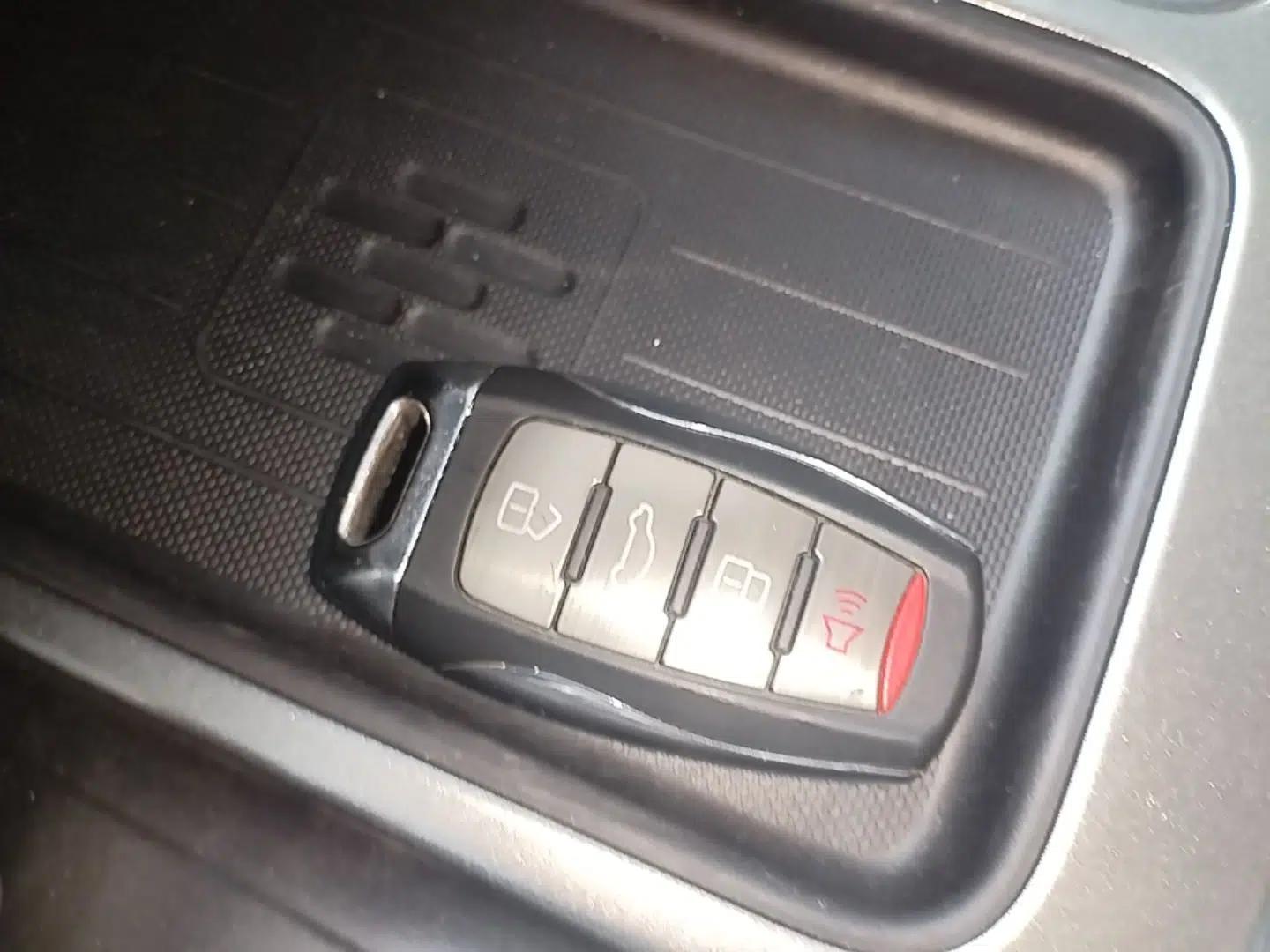Used Haval DARGO 2022 1.5T DCT Two-Wheel Drive Labrador Edition — миниатюра 28