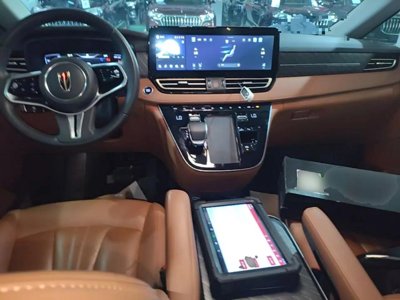 Used Hongqi HQ9 PHEV 2024 2.0T Four-Wheel Drive Business Edition — миниатюра 12