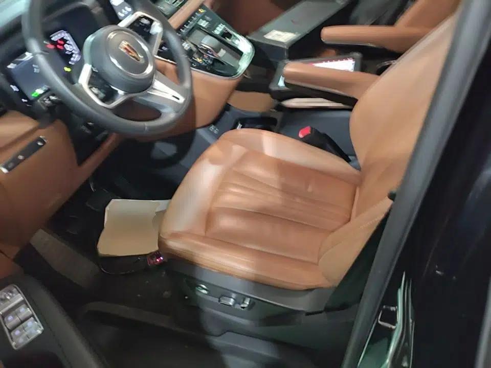 Used Hongqi HQ9 PHEV 2024 2.0T Four-Wheel Drive Business Edition — миниатюра 17