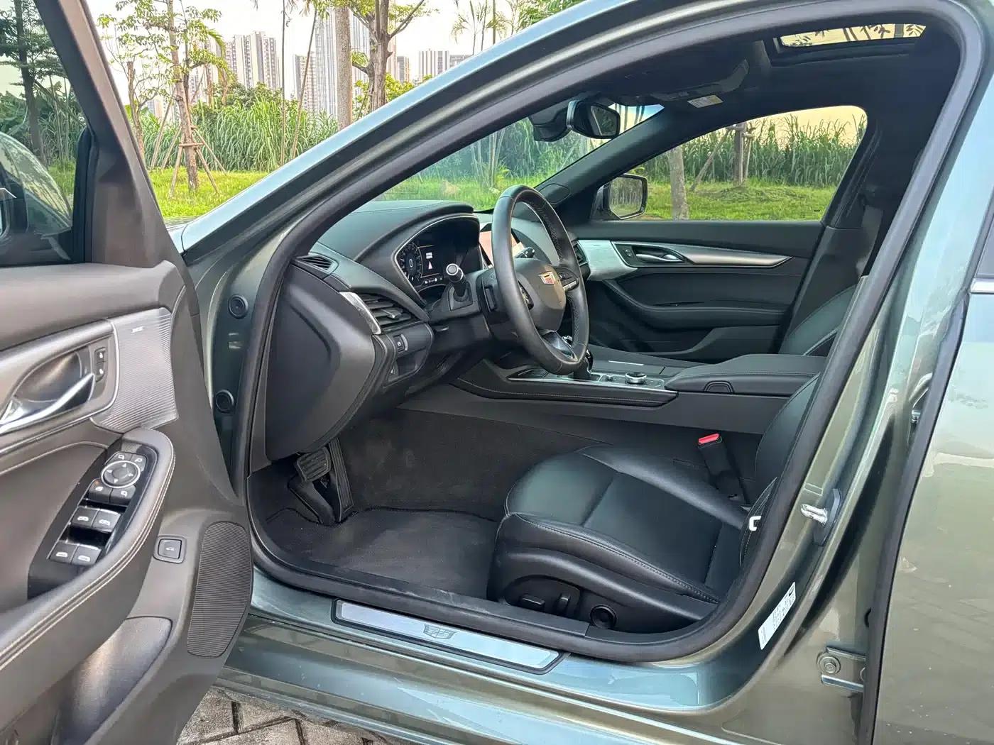 2023 Cadillac CT5 28T Luxury (Standard Edition) — миниатюра 4