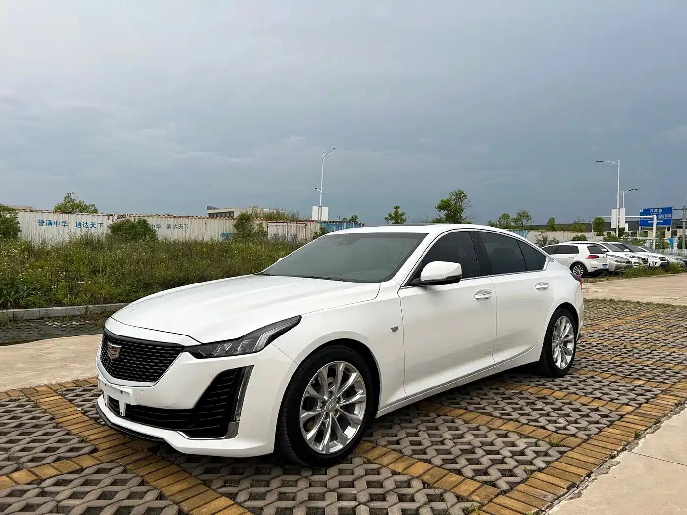 2021 Cadillac CT5 28T Luxury — миниатюра 1