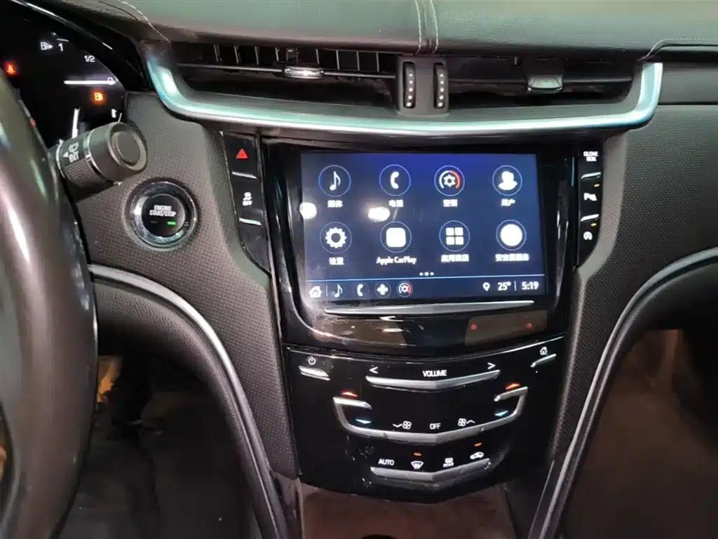 2018 Cadillac XTS 28T Technology Edition — миниатюра 13