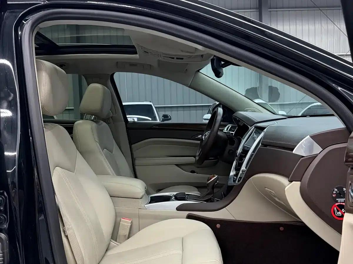 2013 Cadillac SRX 3.0L Luxury — миниатюра 5