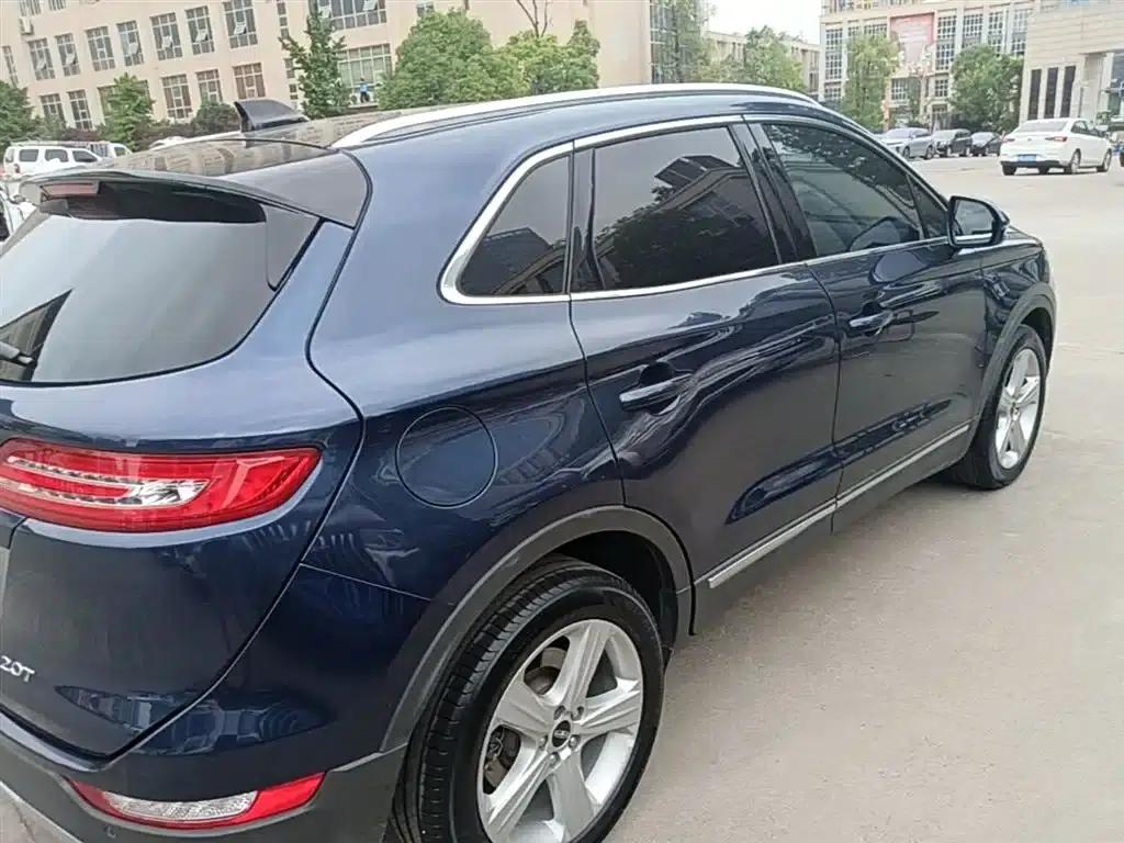 Lincoln MKC 2017 2.0T Two-Wheel Drive Premium Edition — миниатюра 7
