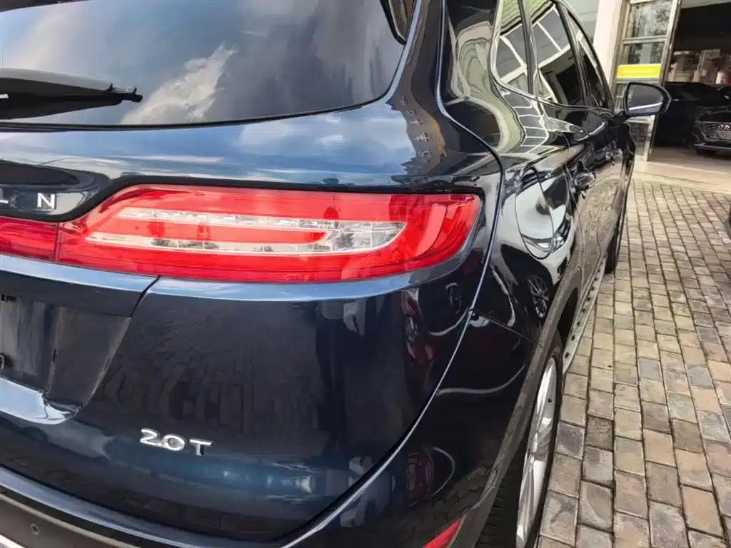 Lincoln MKC 2017 2.0T Two-Wheel Drive Premium Edition — миниатюра 8