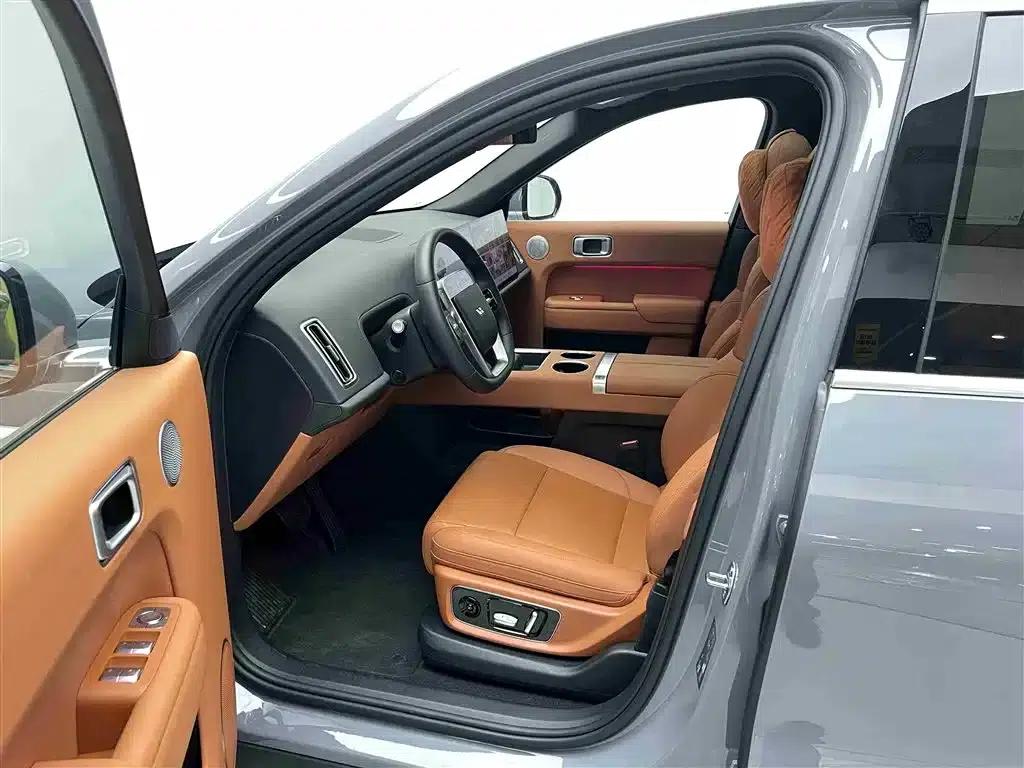 Li Auto L8 2025 Max Smart Renewal Edition — миниатюра 4