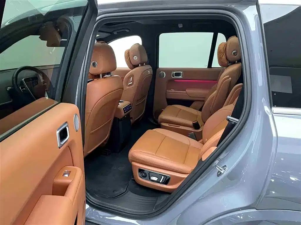 Li Auto L8 2025 Max Smart Renewal Edition — миниатюра 5