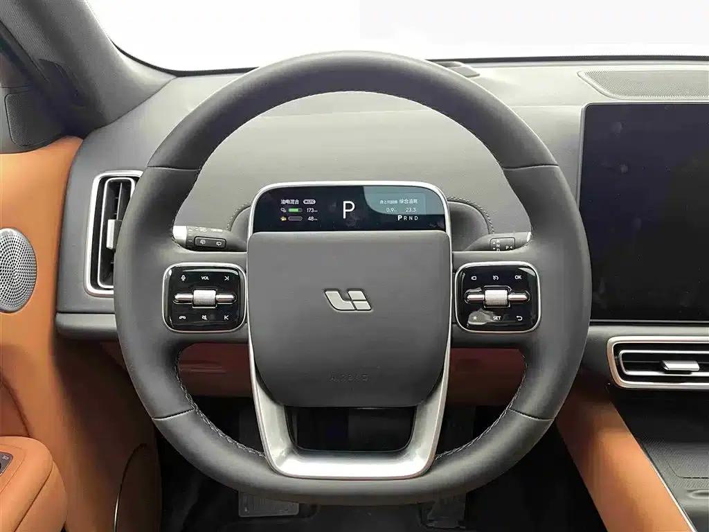 Li Auto L8 2025 Max Smart Renewal Edition — миниатюра 6