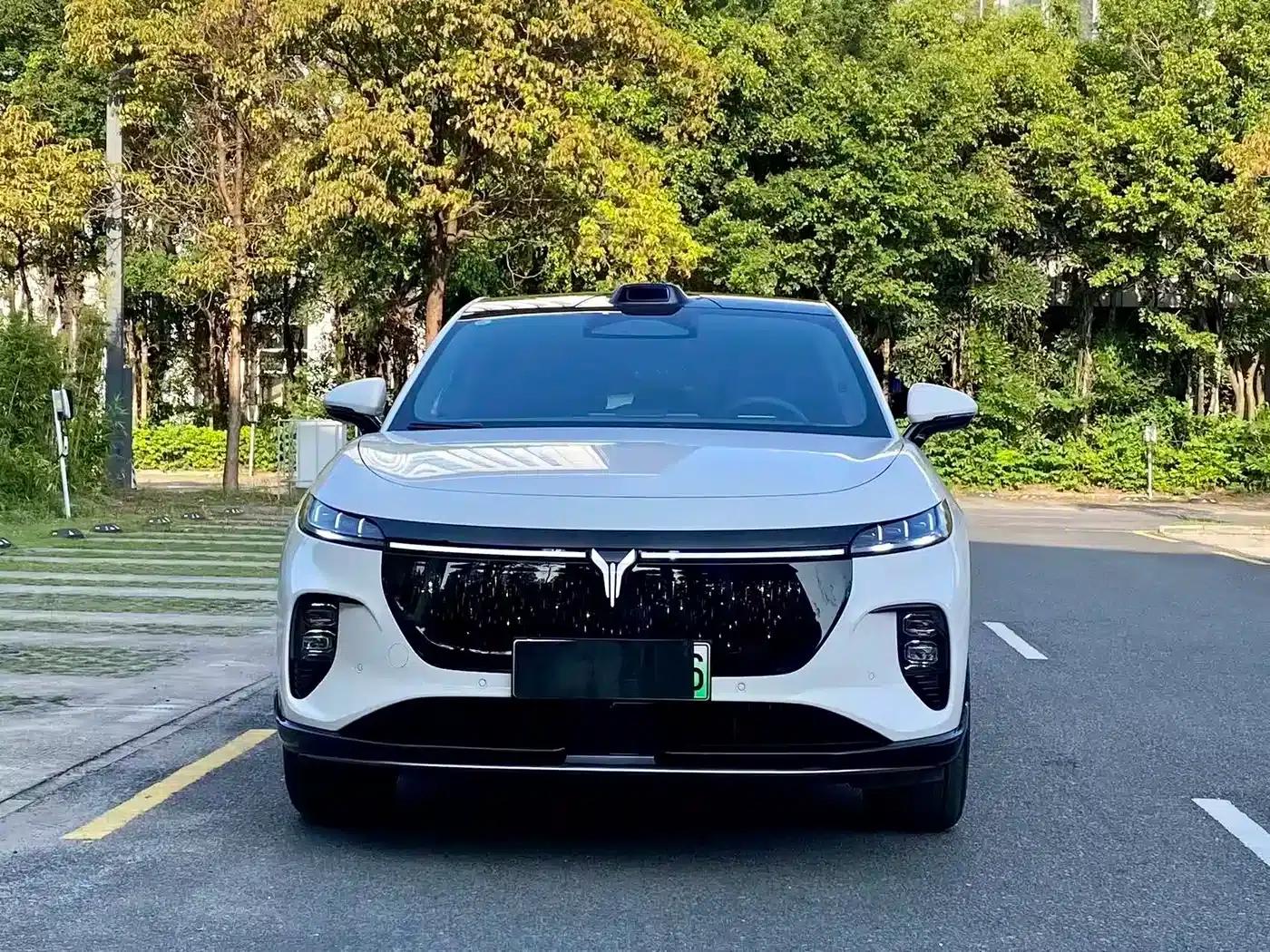 Voyah 2025 Four-Wheel Drive Qiankun Edition — миниатюра 2