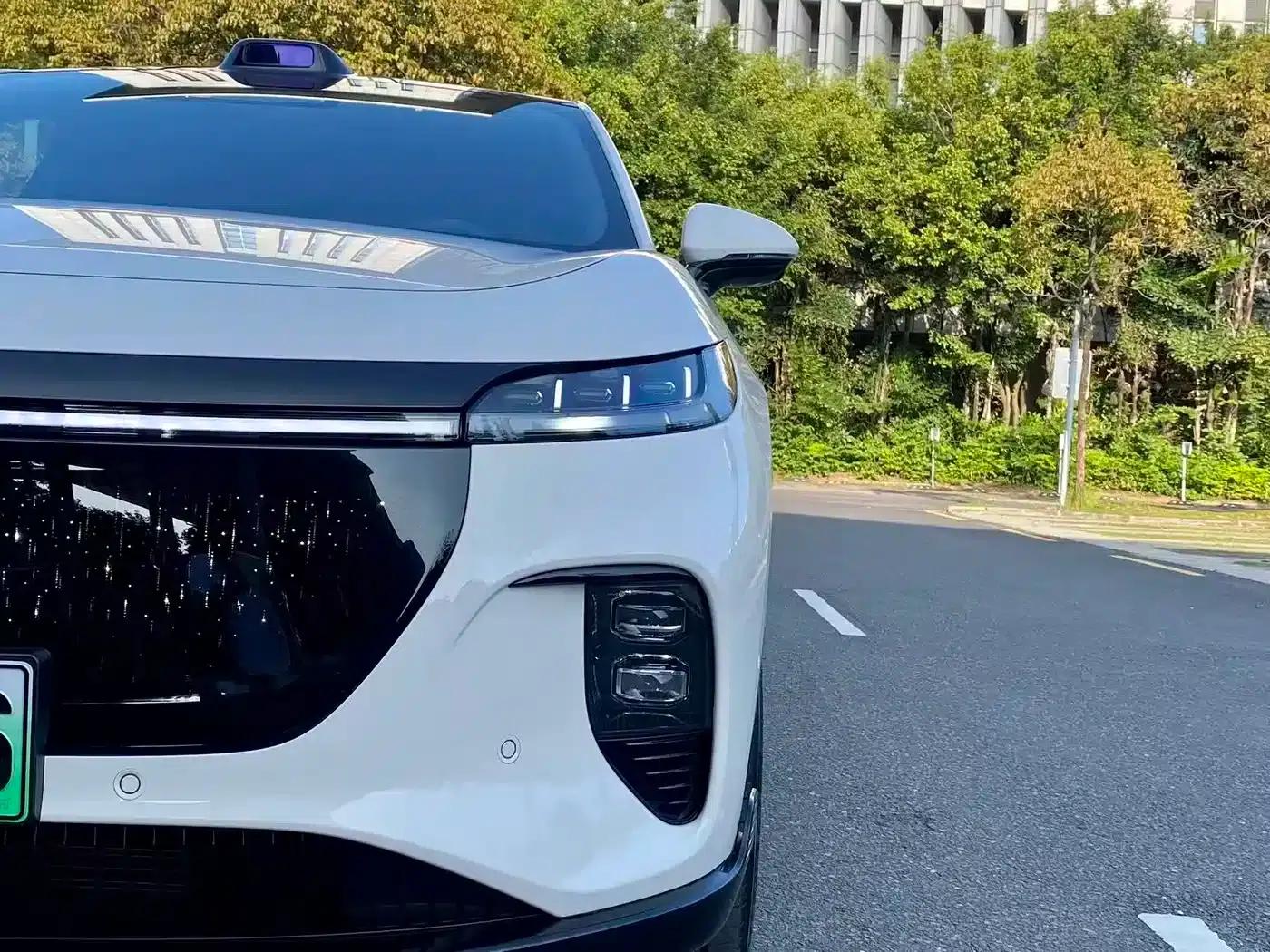 Voyah 2025 Four-Wheel Drive Qiankun Edition — миниатюра 3