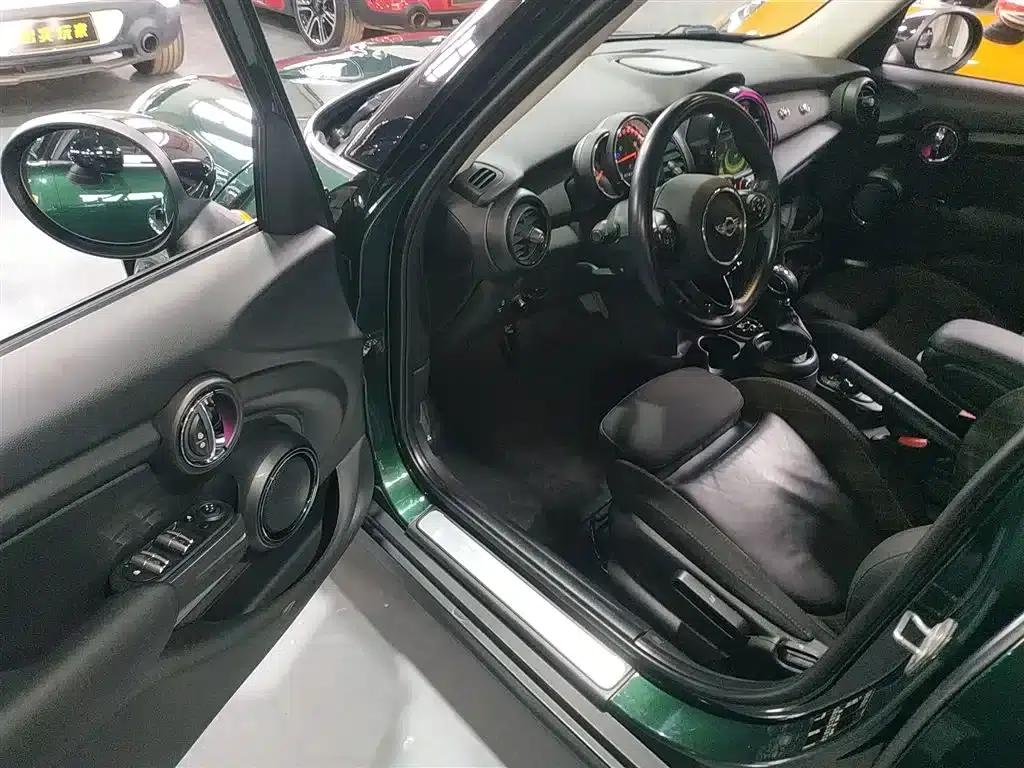 2016 MINI 1.5T COOPER 5-door version — миниатюра 12