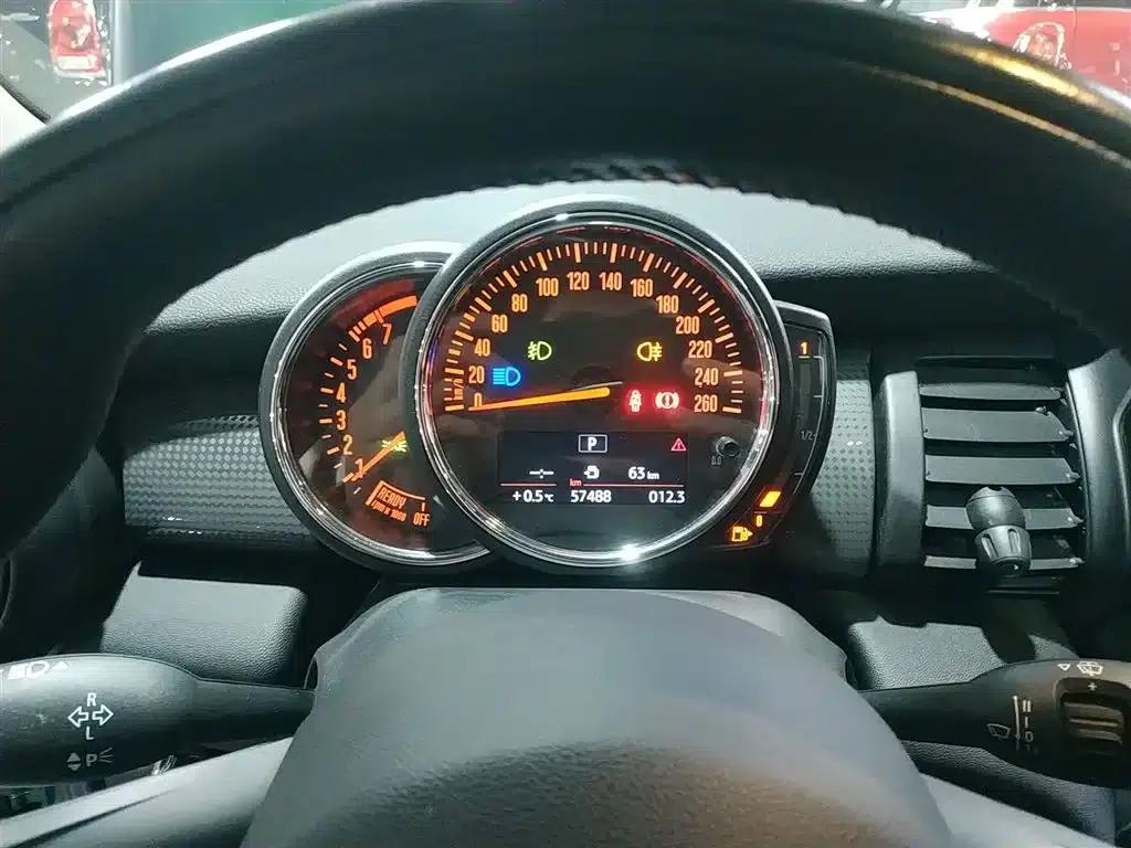 2016 MINI 1.5T COOPER 5-door version — миниатюра 8