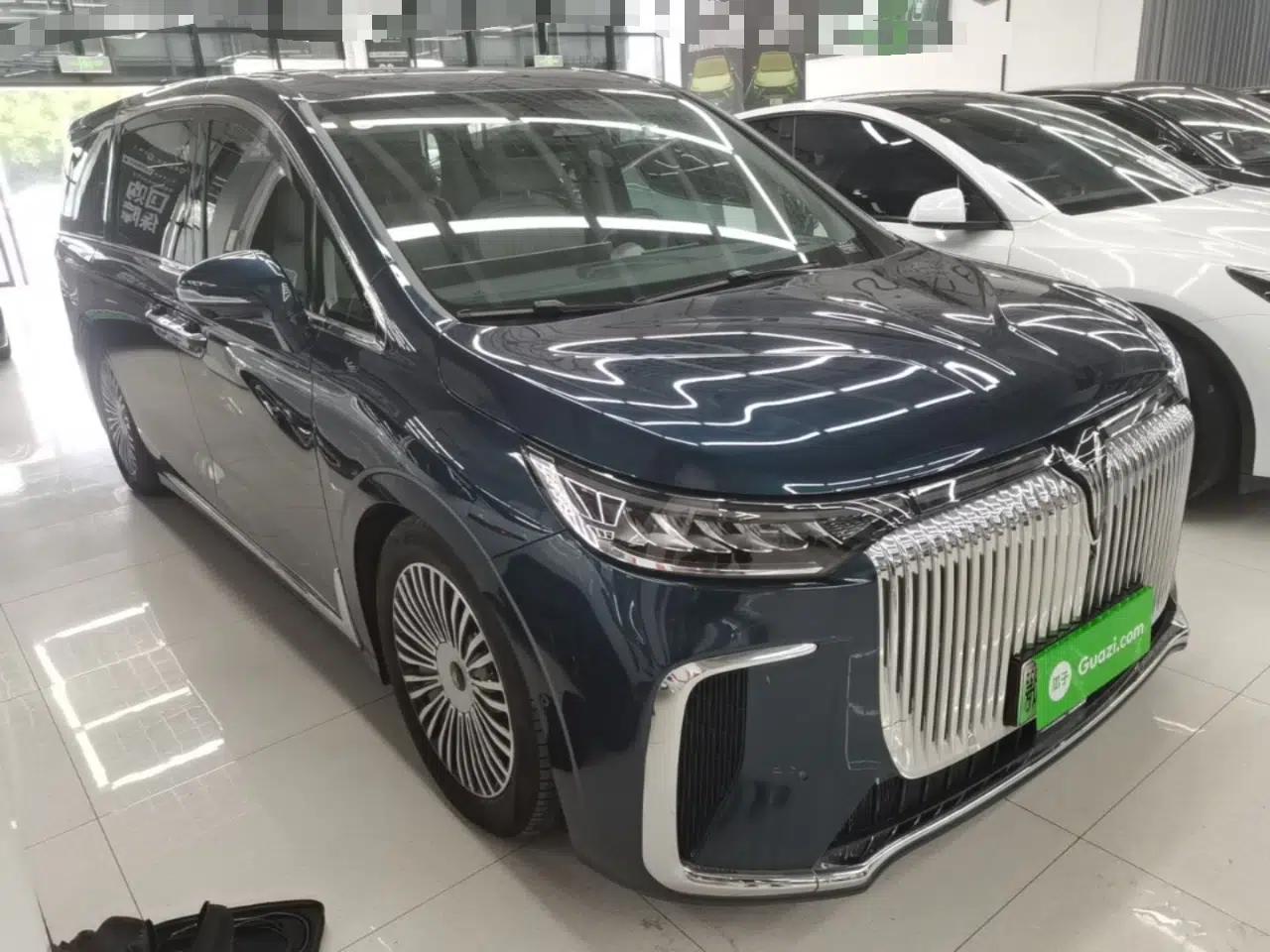 Used VOYAH Dream 2025 PHEV Four-Wheel-Drive Flagship Kunpeng Edition — миниатюра 3
