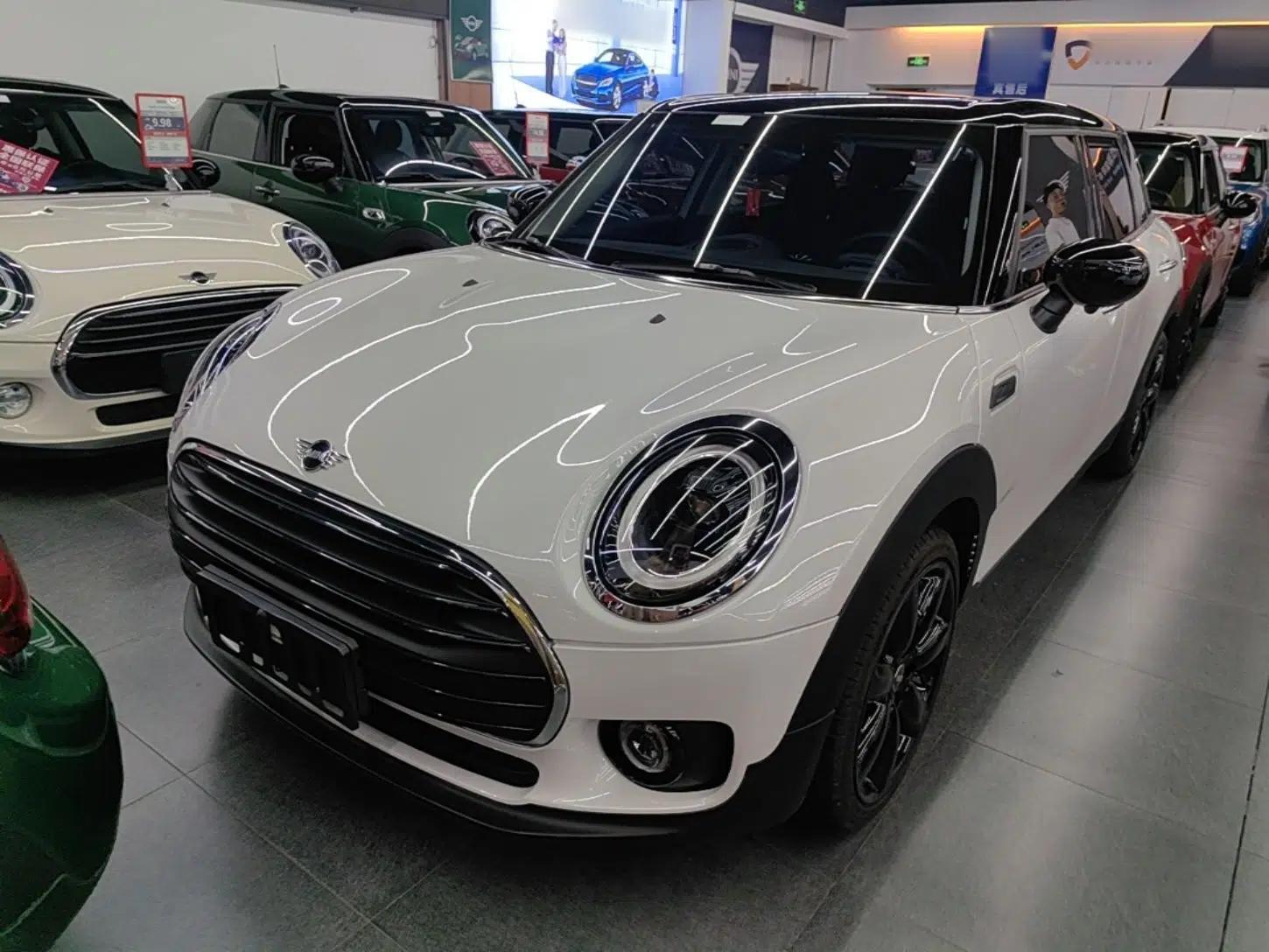 Used MINI Clubman 2023 Updated 1.5T COOPER Classic Edition — миниатюра 1