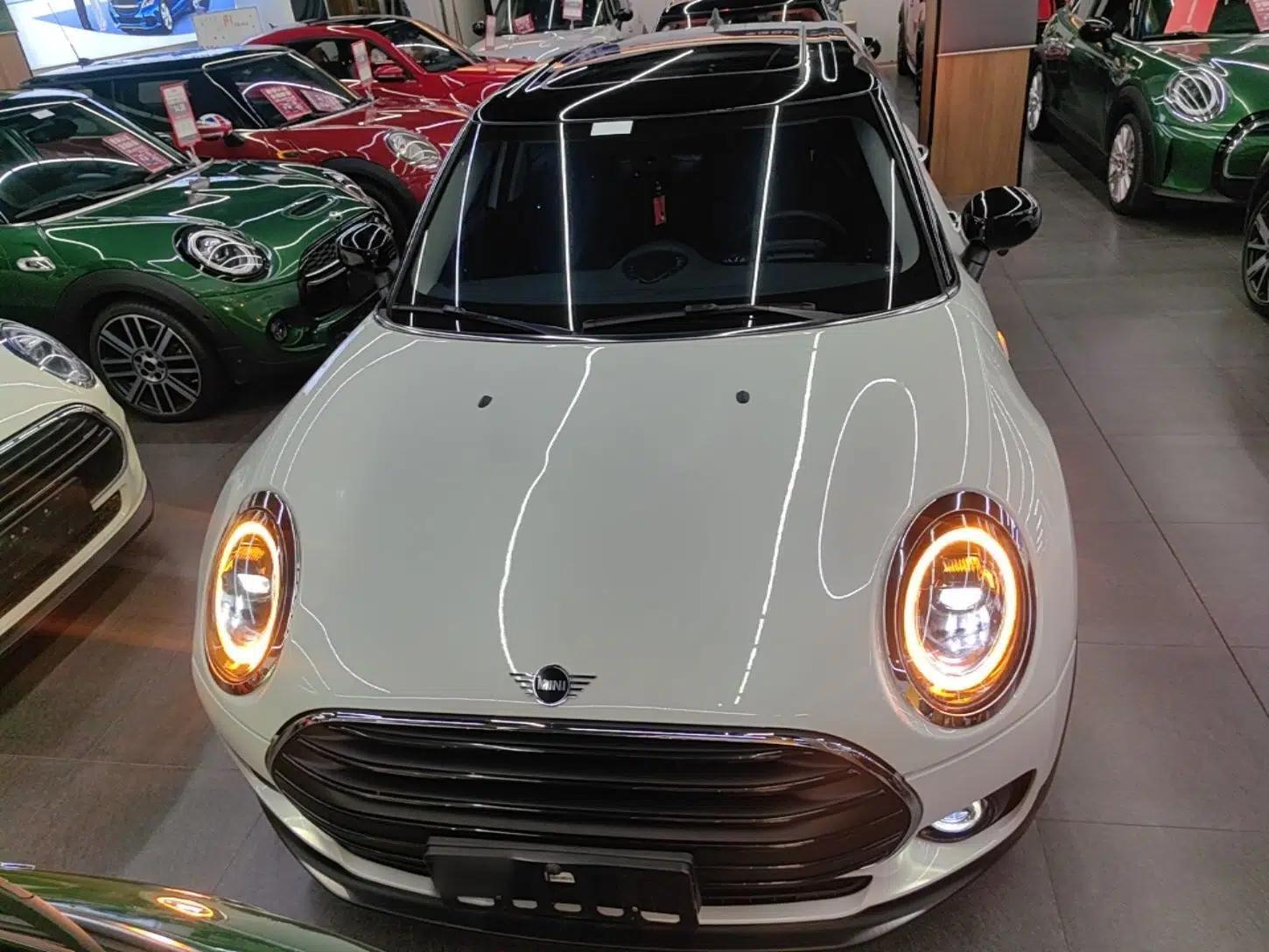 Used MINI Clubman 2023 Updated 1.5T COOPER Classic Edition — миниатюра 2