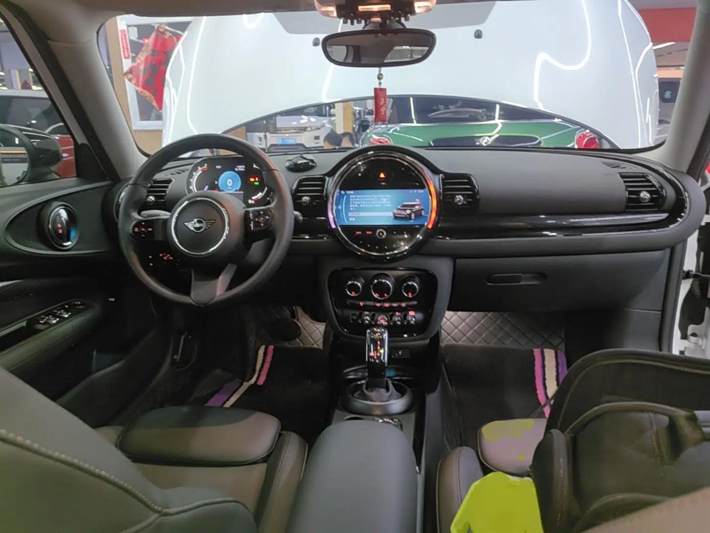 Used MINI Clubman 2023 Updated 1.5T COOPER Classic Edition — миниатюра 17