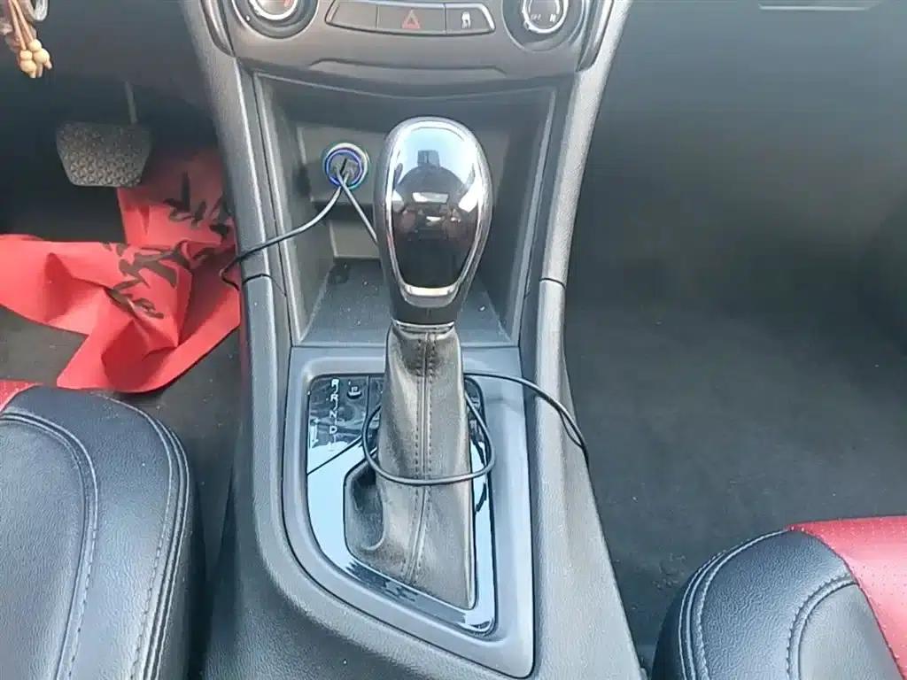 Chery Arrizo 5 2017 1.5L CVT Deluxe Edition — миниатюра 14