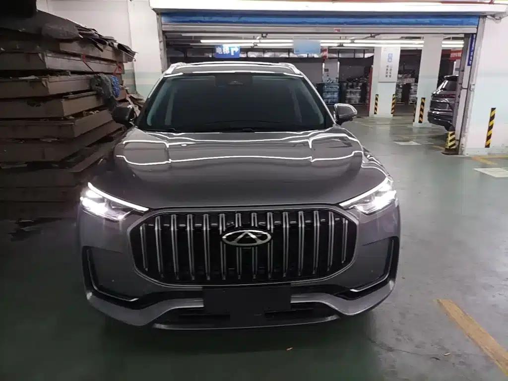 Chery Tiggo 9 2023 2.0T Automatic 2WD Luxury Edition 7-Seater — миниатюра 3
