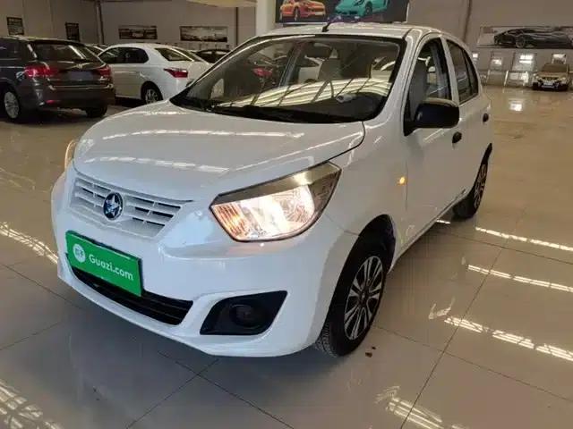 Venucia R30 2014 1.2L Manual Premium Edition