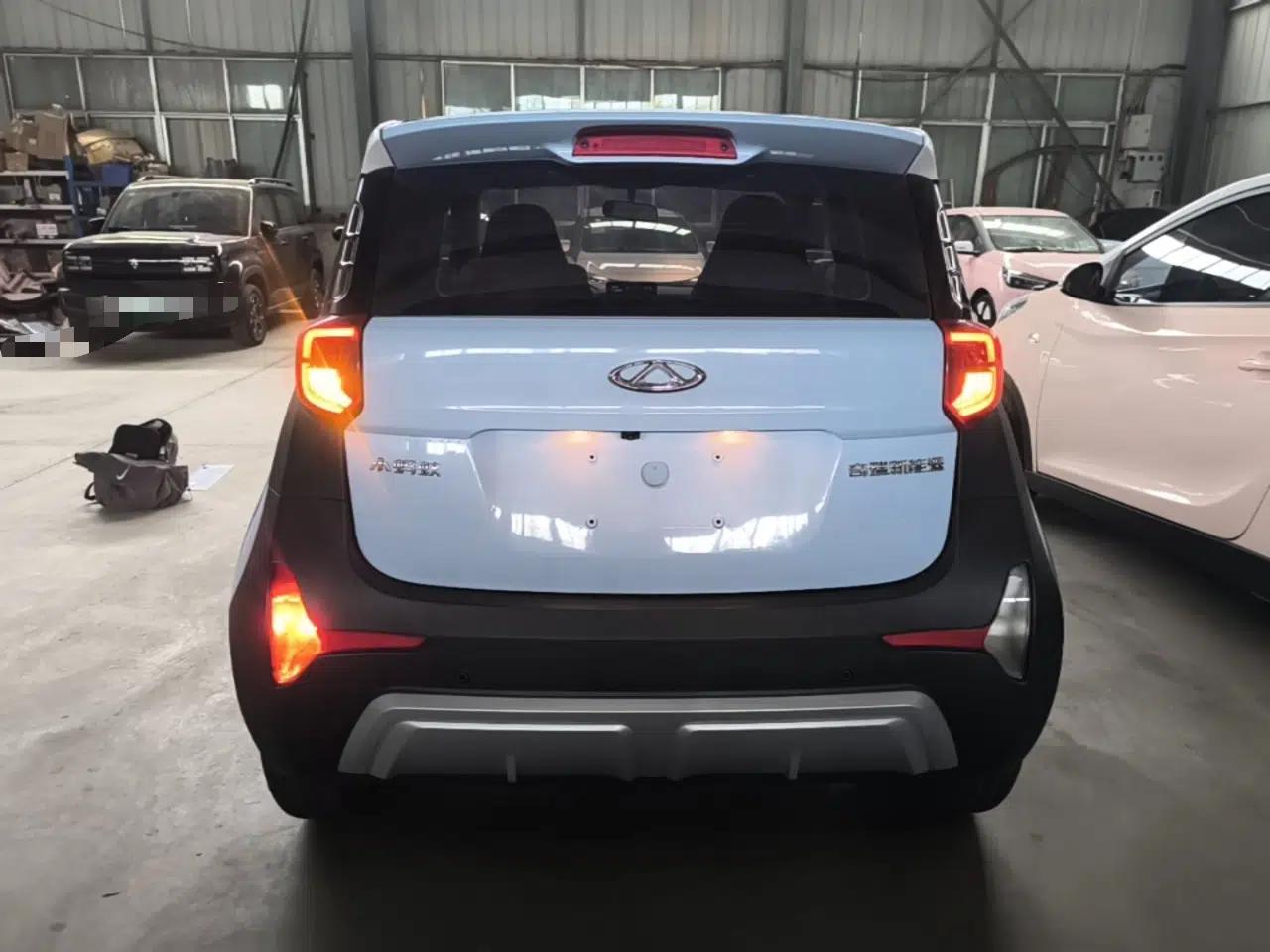Used Chery QQ Little Ant 2024 Revised Version Youth Edition 251 km True Love Edition 25.05 kWh — миниатюра 5