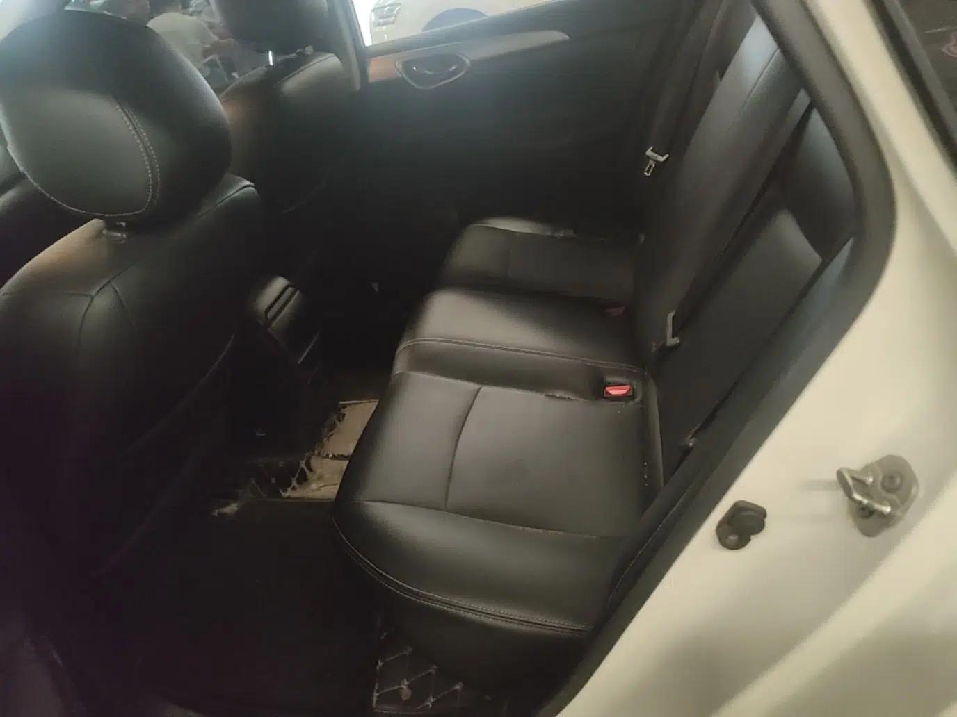 Used Nissan Sylphy 2021 Classic 1.6XE Manual Comfort Edition — миниатюра 20