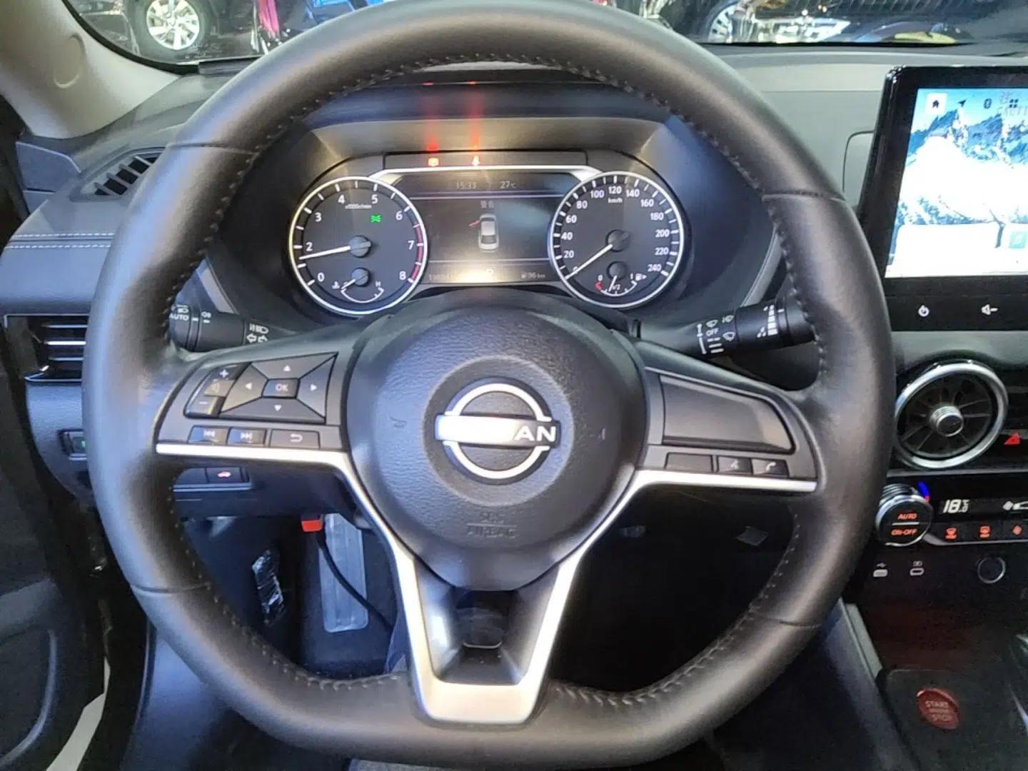 Used Nissan Sylphy 2023 1.6L CVT Enjoyment Edition — миниатюра 13